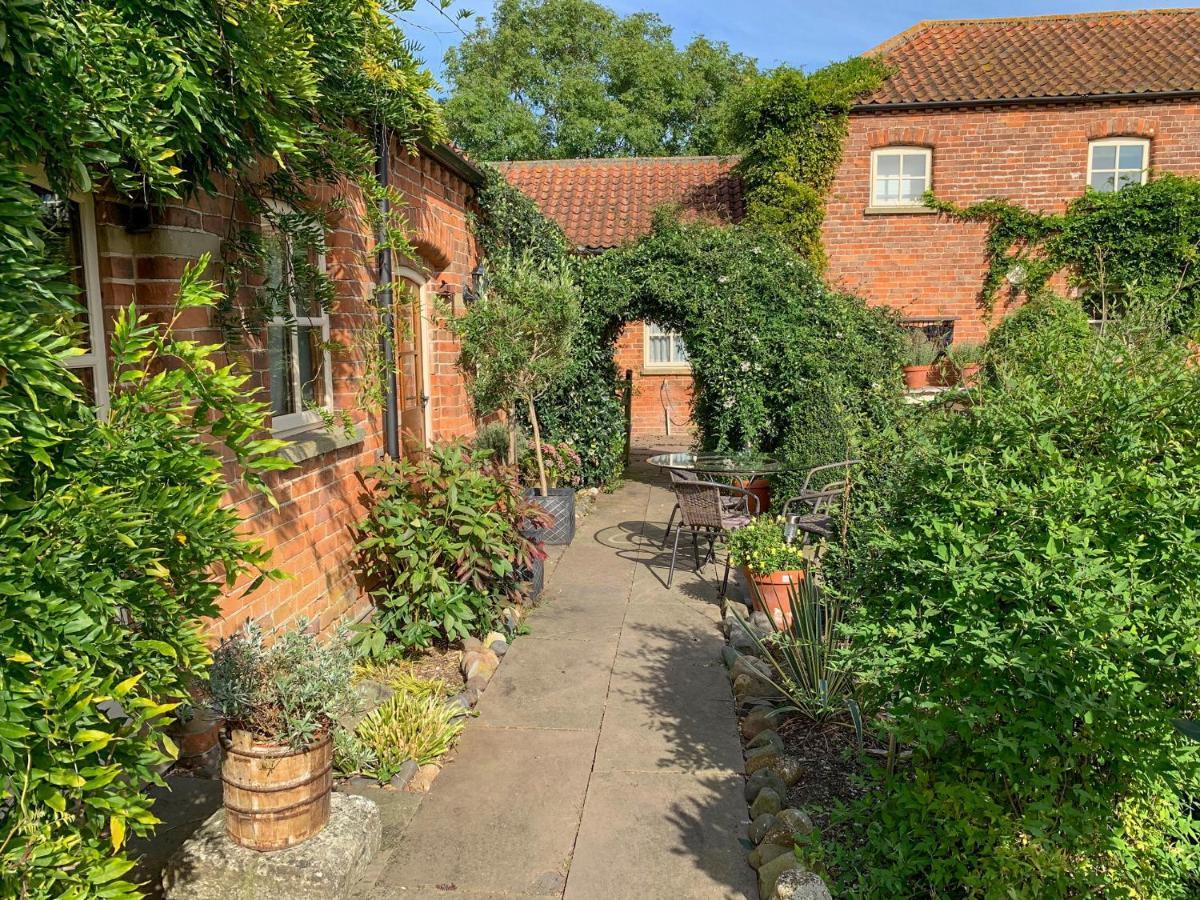 Stable Cottage Withernwick Экстерьер фото